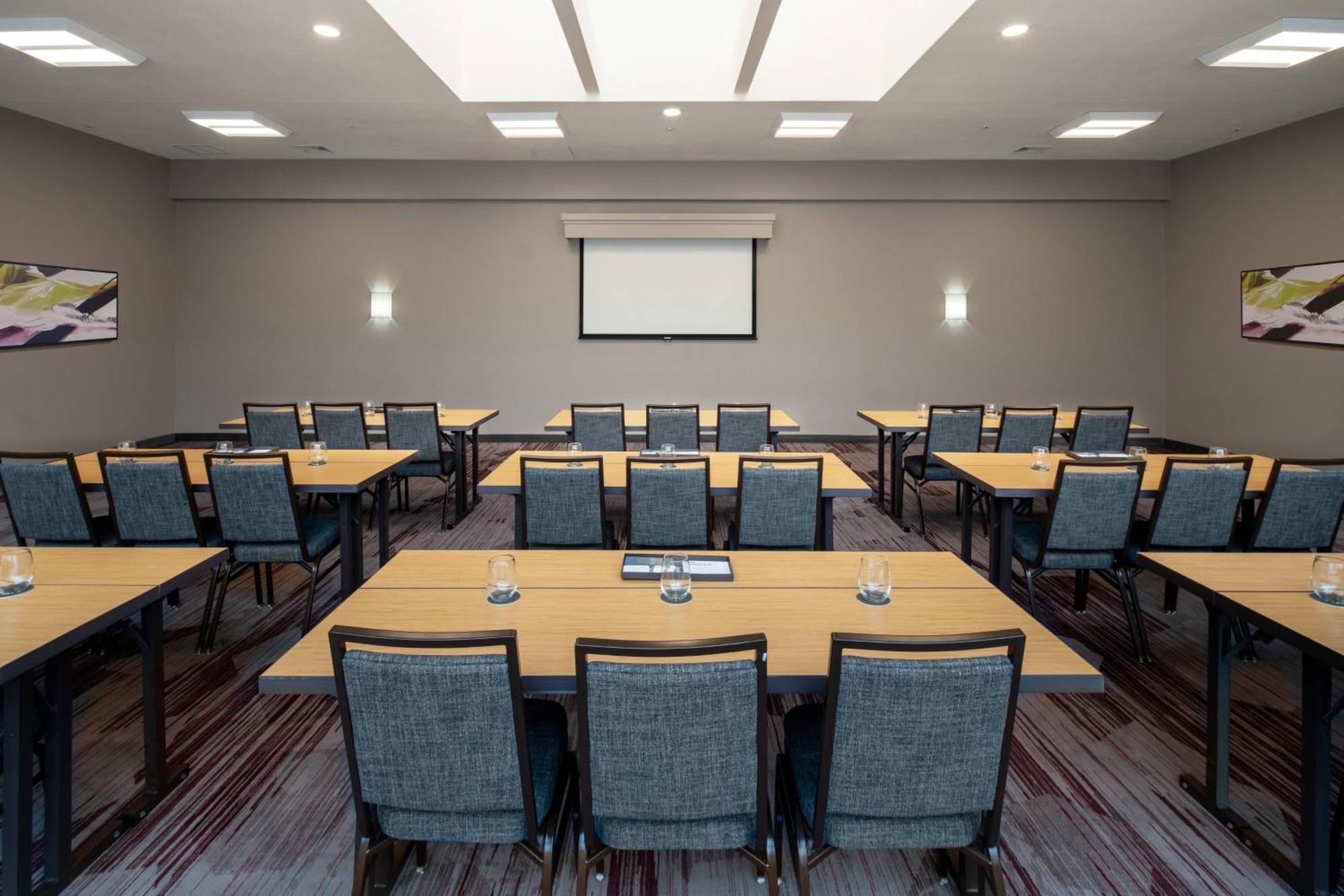 Courtyard By Marriott Dulles Airport Herndon/Reston Luaran gambar